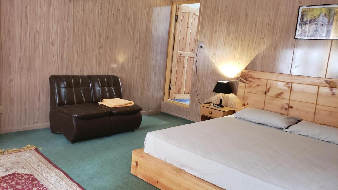 Sehrish Guest House Skardu Exterior photo