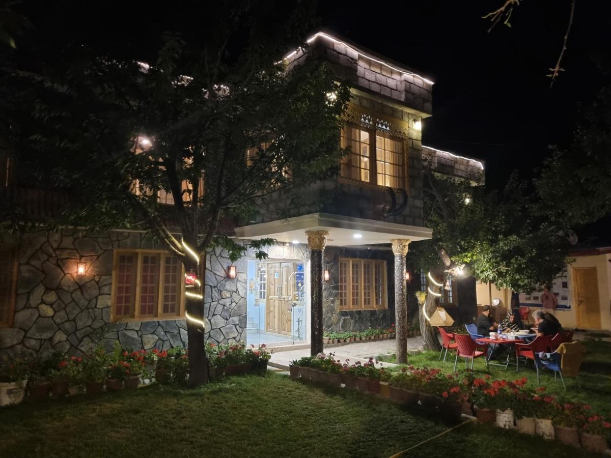 Sehrish Guest House Skardu Exterior photo