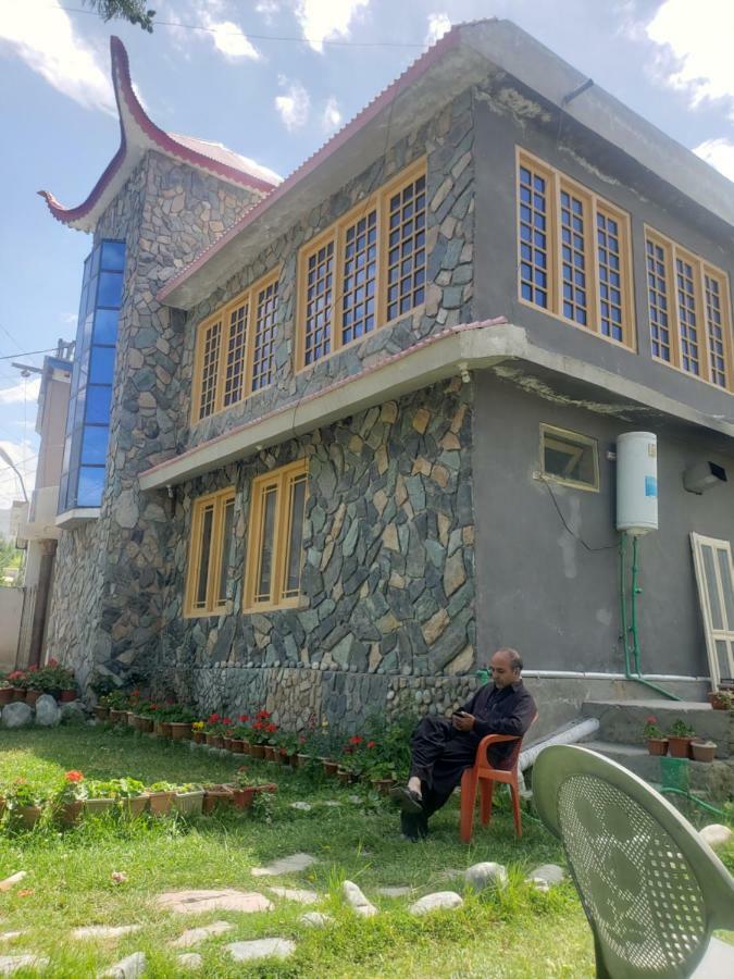 Sehrish Guest House Skardu Exterior photo